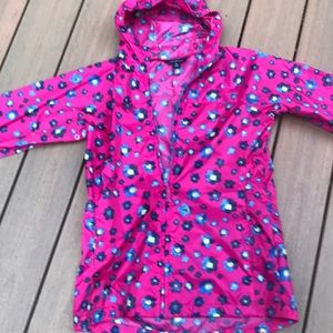 Pretty raincoat girls Land’s End. Fits in a pocket